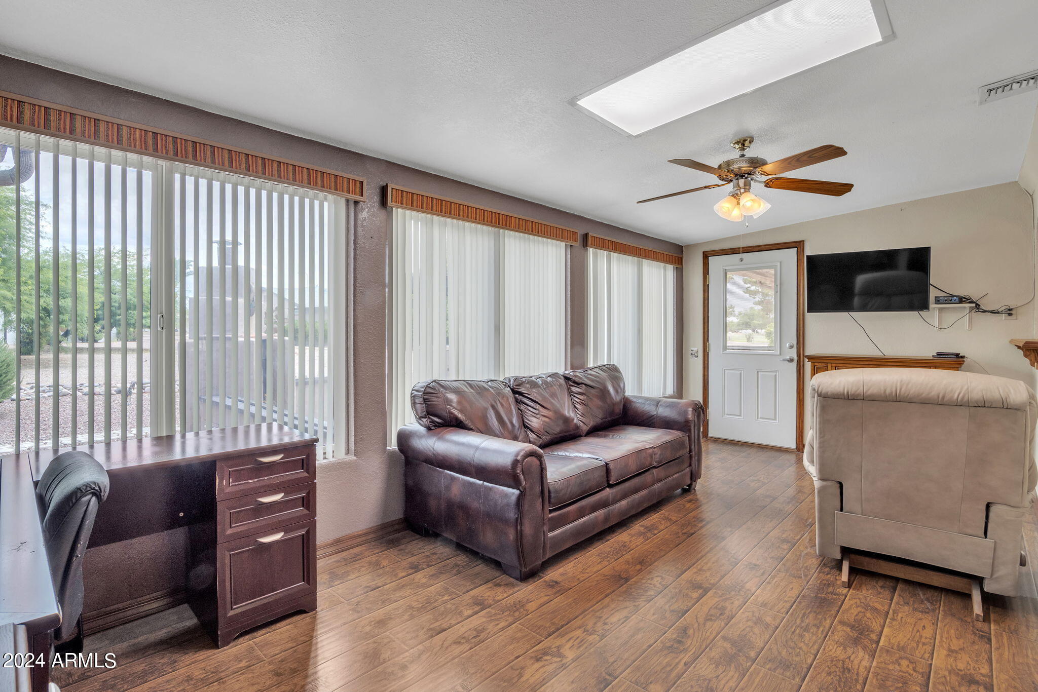 507 S 80TH Place