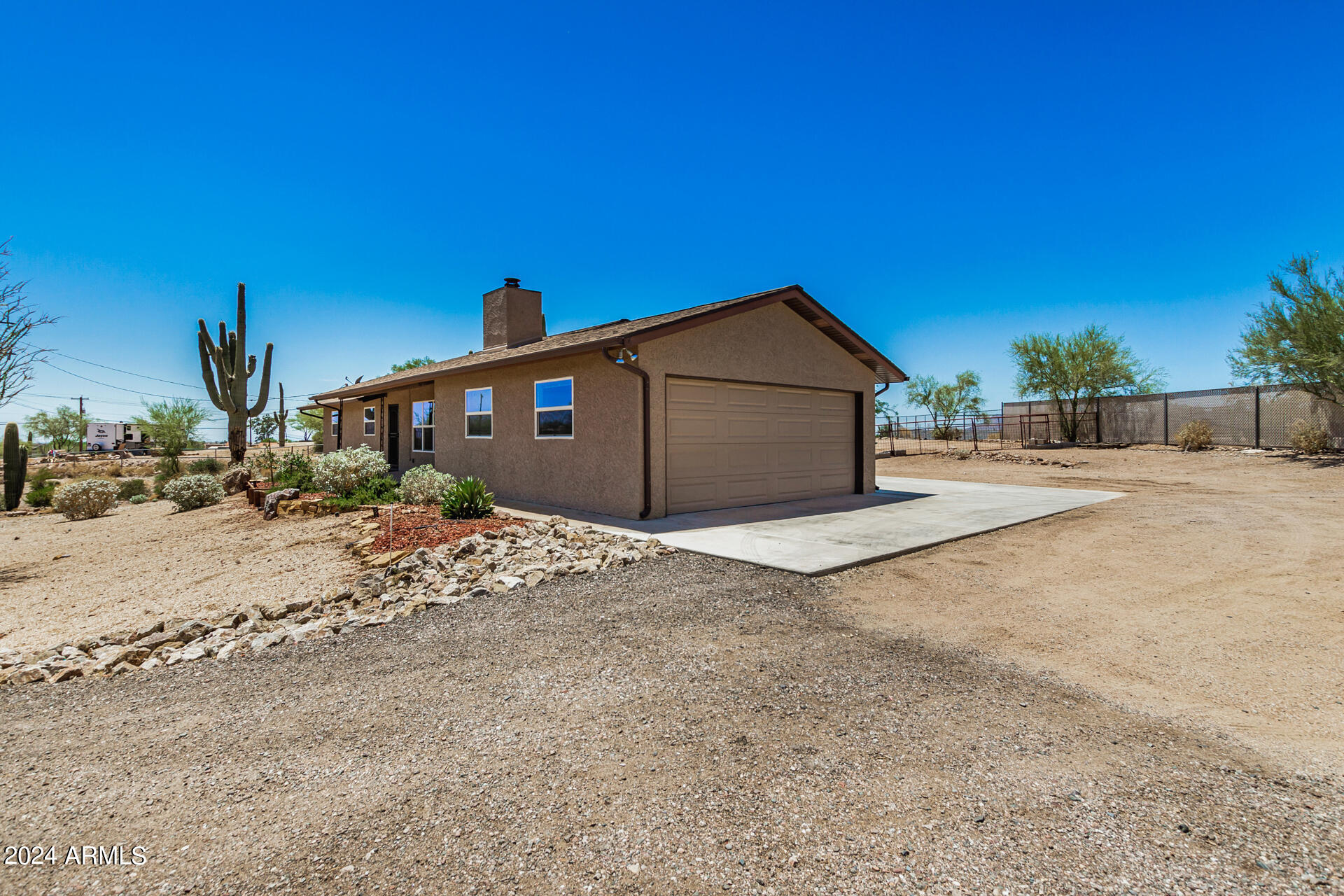 4624 E SUPERSTITION Boulevard