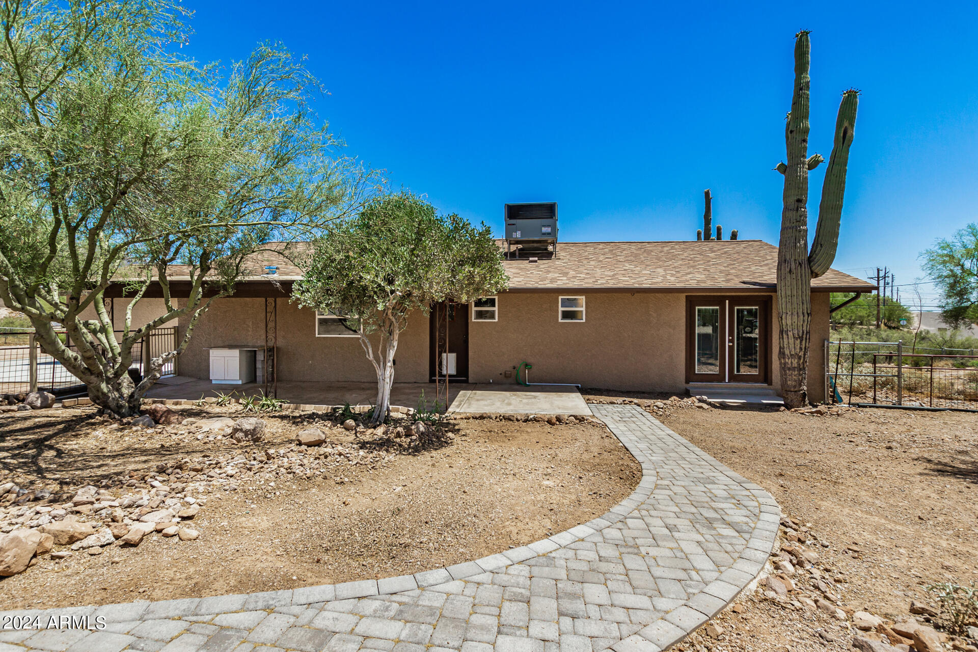 4624 E SUPERSTITION Boulevard