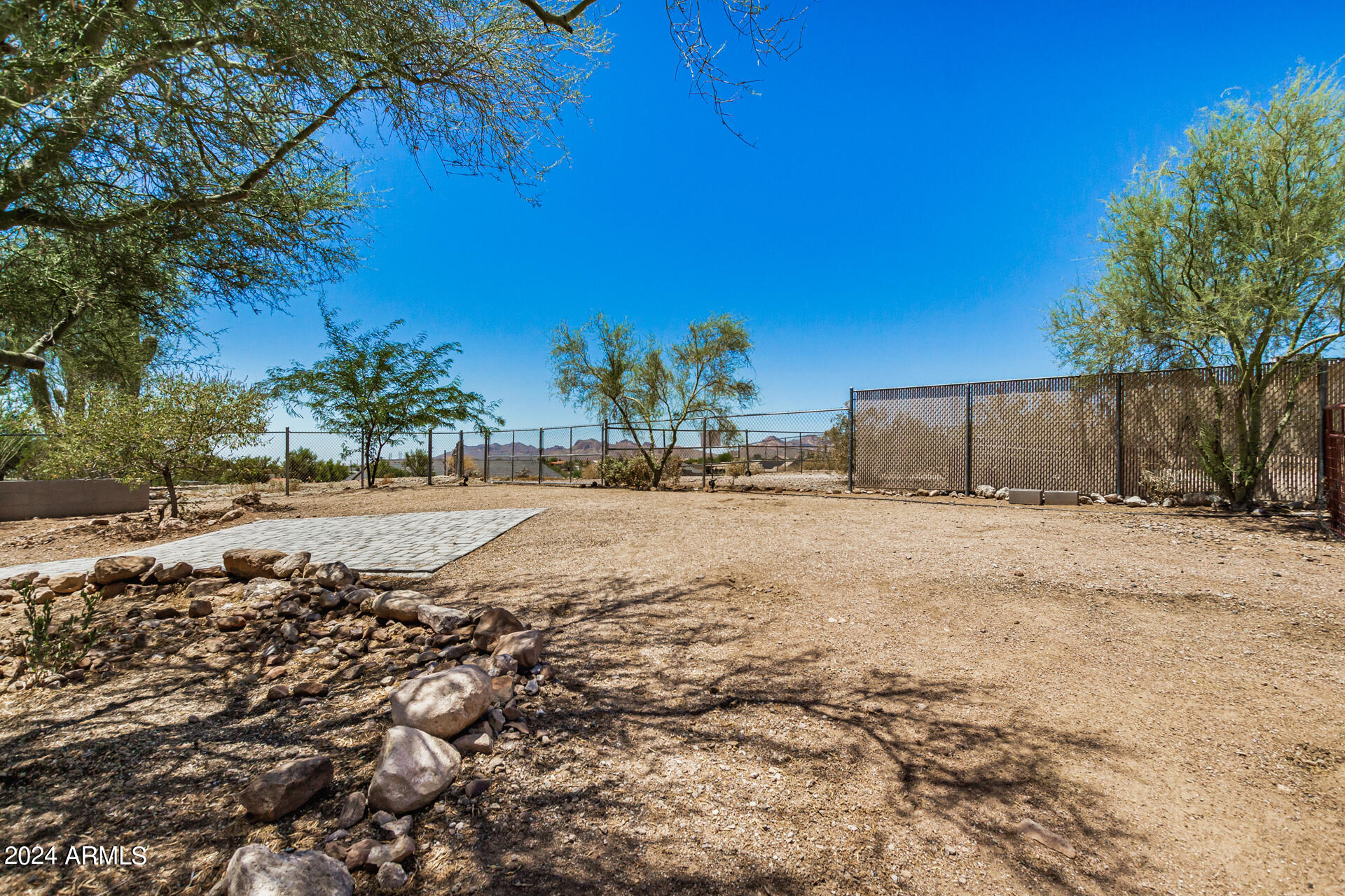4624 E SUPERSTITION Boulevard