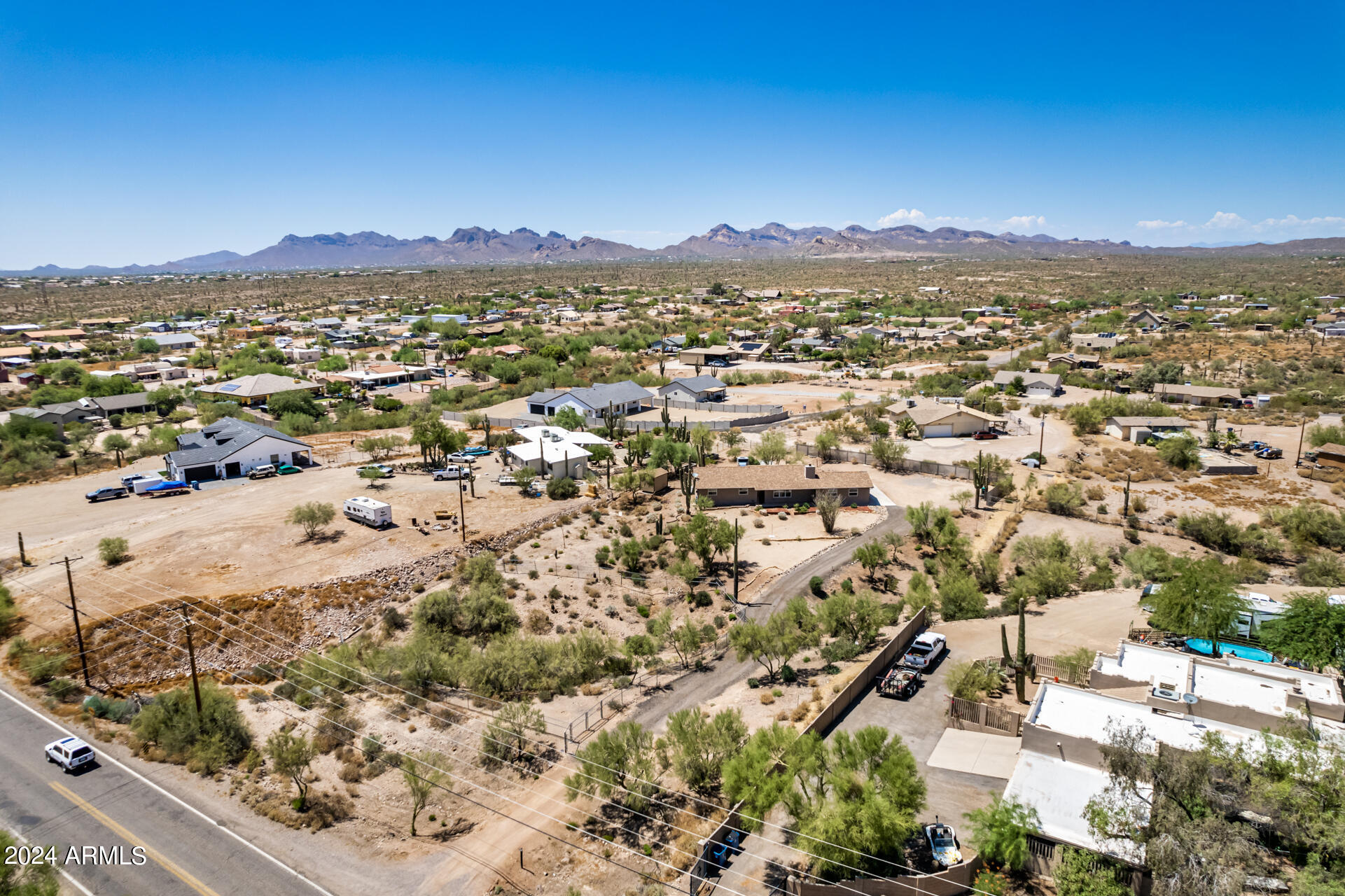 4624 E SUPERSTITION Boulevard