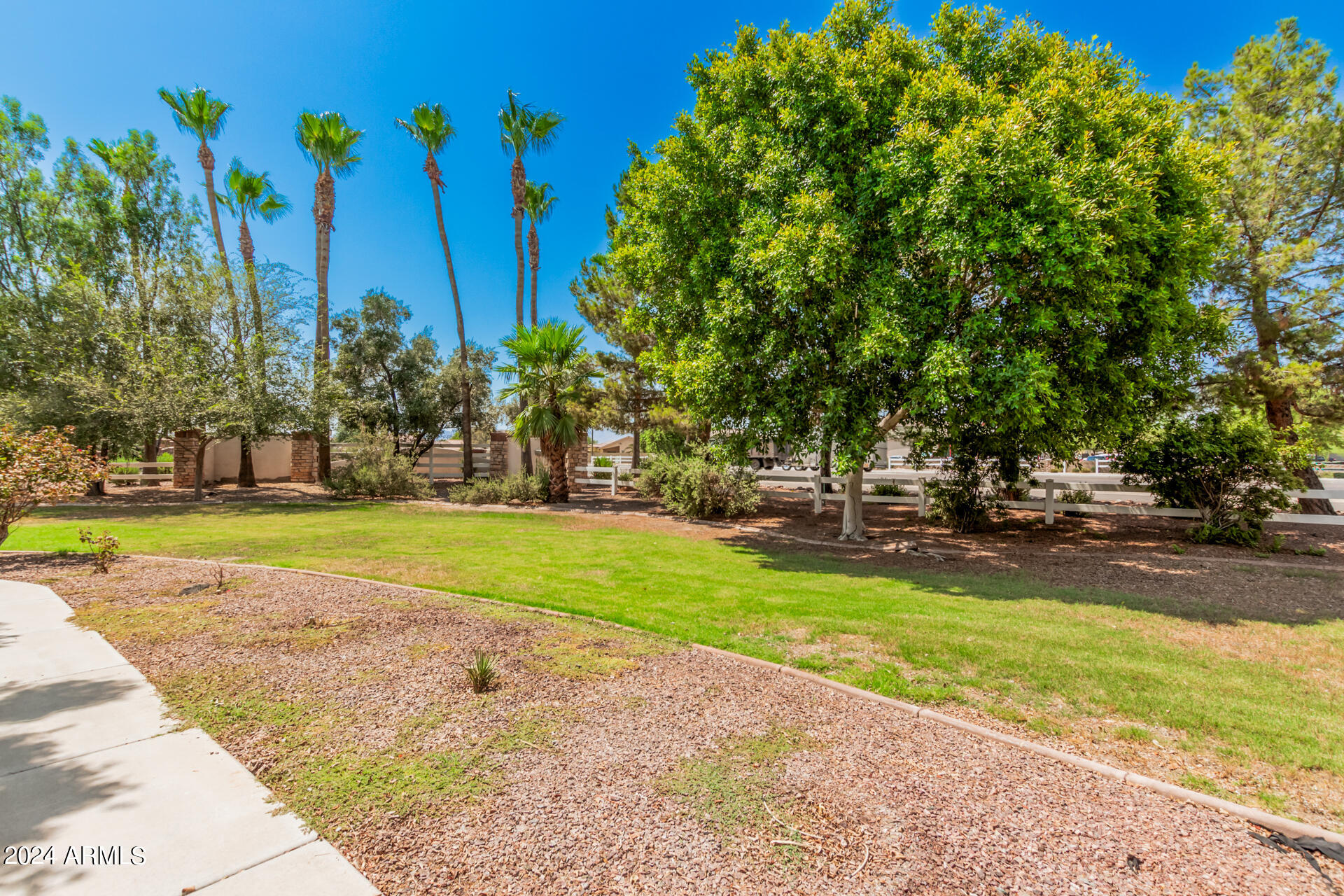 16497 W YUMA Road