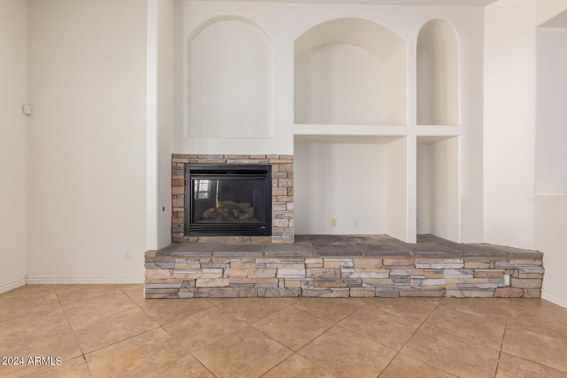 16497 W YUMA Road