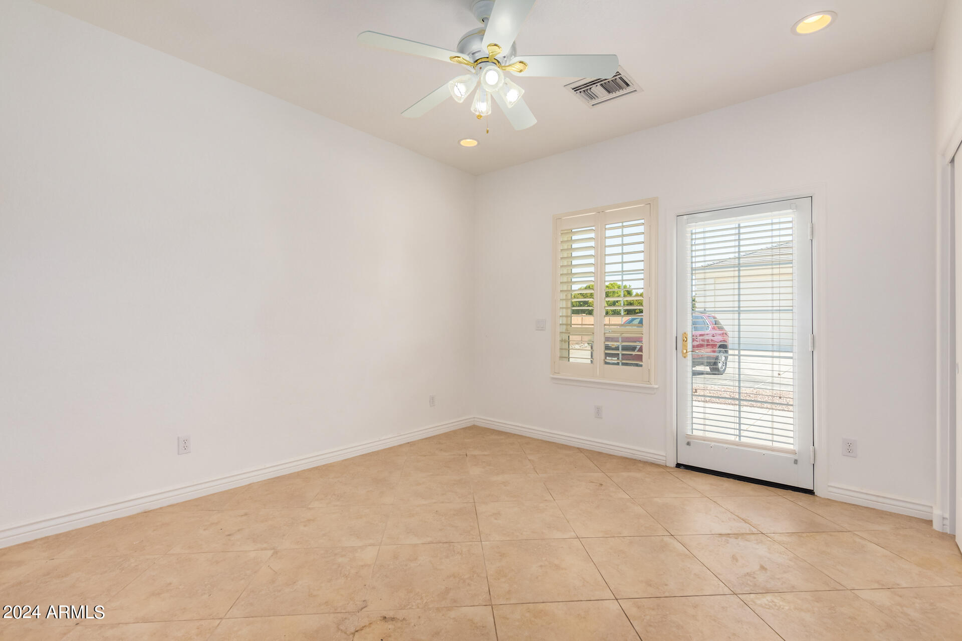 16497 W YUMA Road