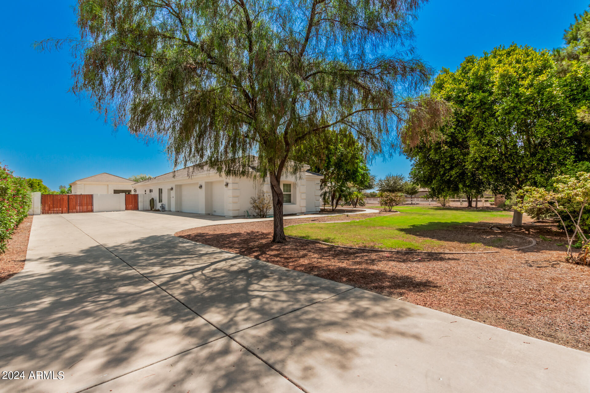16497 W YUMA Road