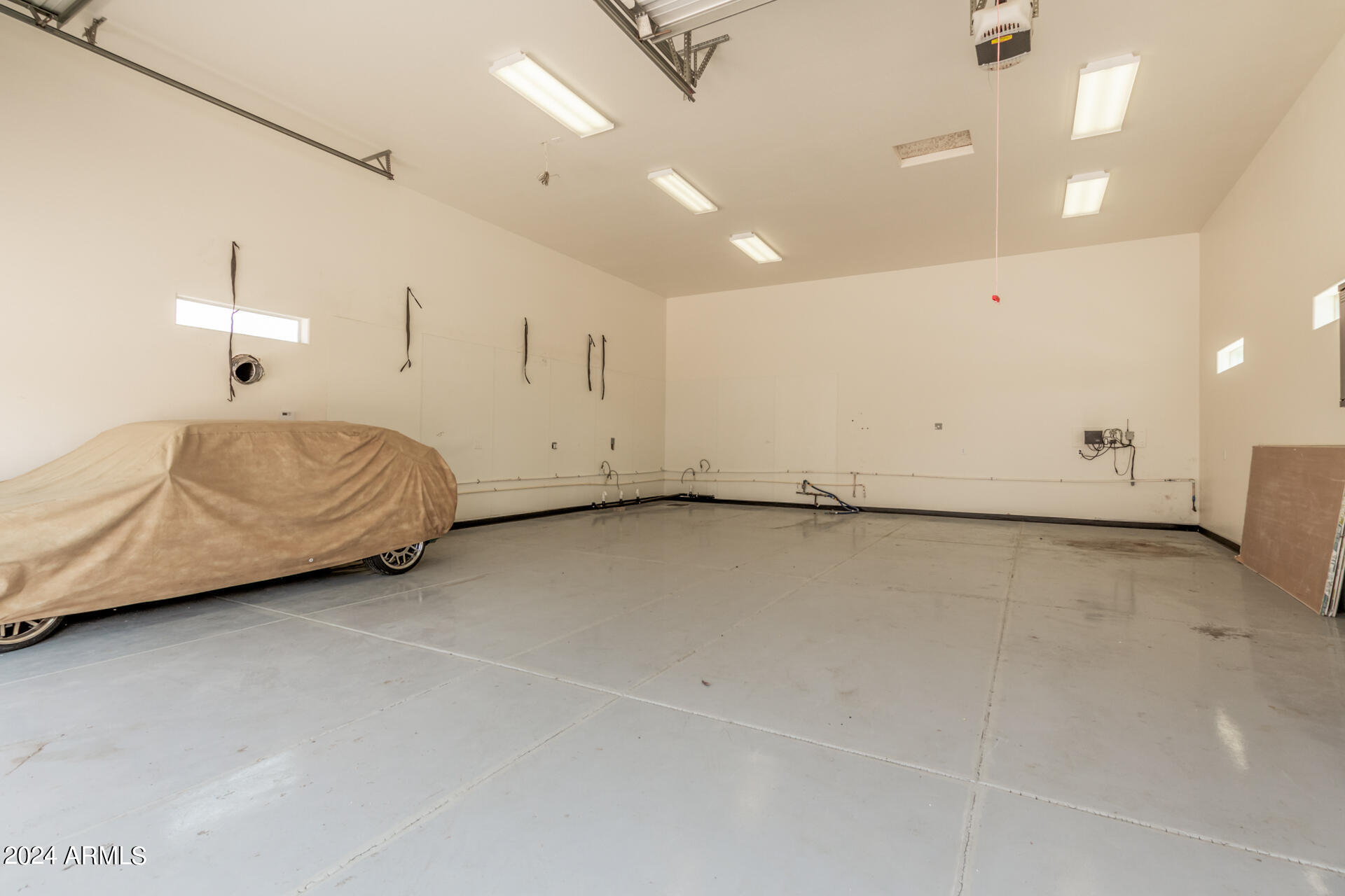 16497 W YUMA Road
