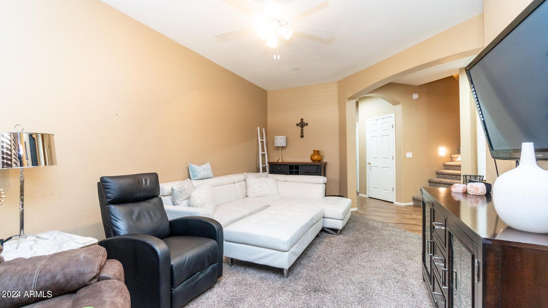 2600 E SPRINGFIELD Place # 100
