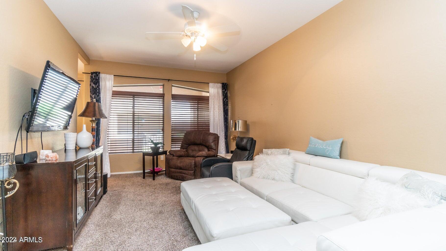 2600 E SPRINGFIELD Place # 100