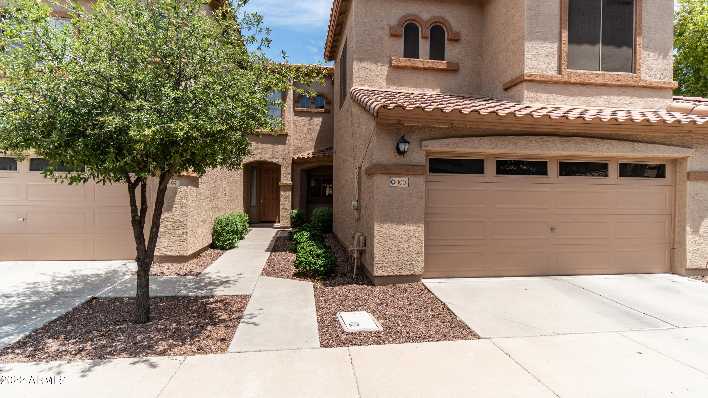2600 E SPRINGFIELD Place # 100