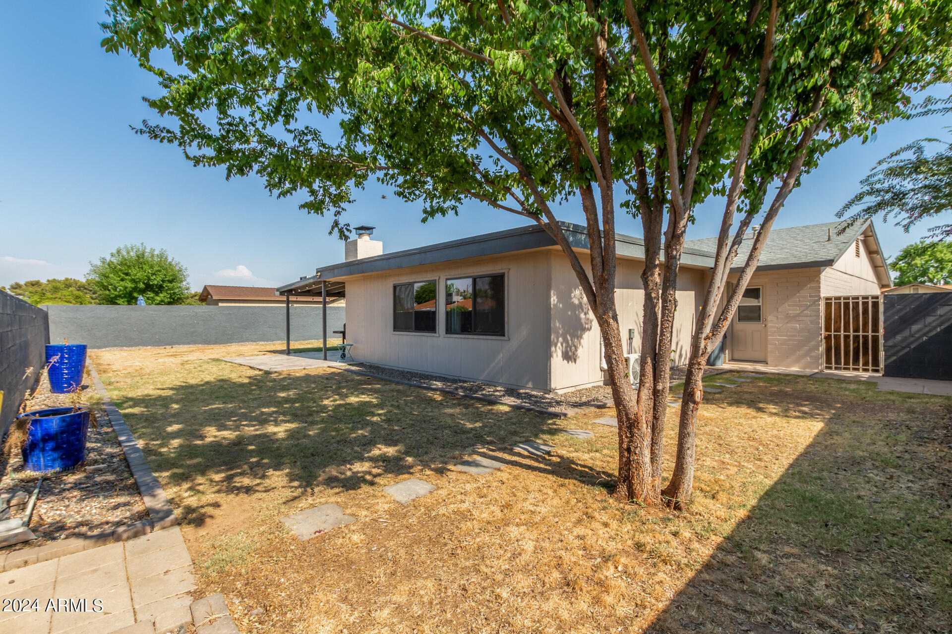 3542 E CORTEZ Street
