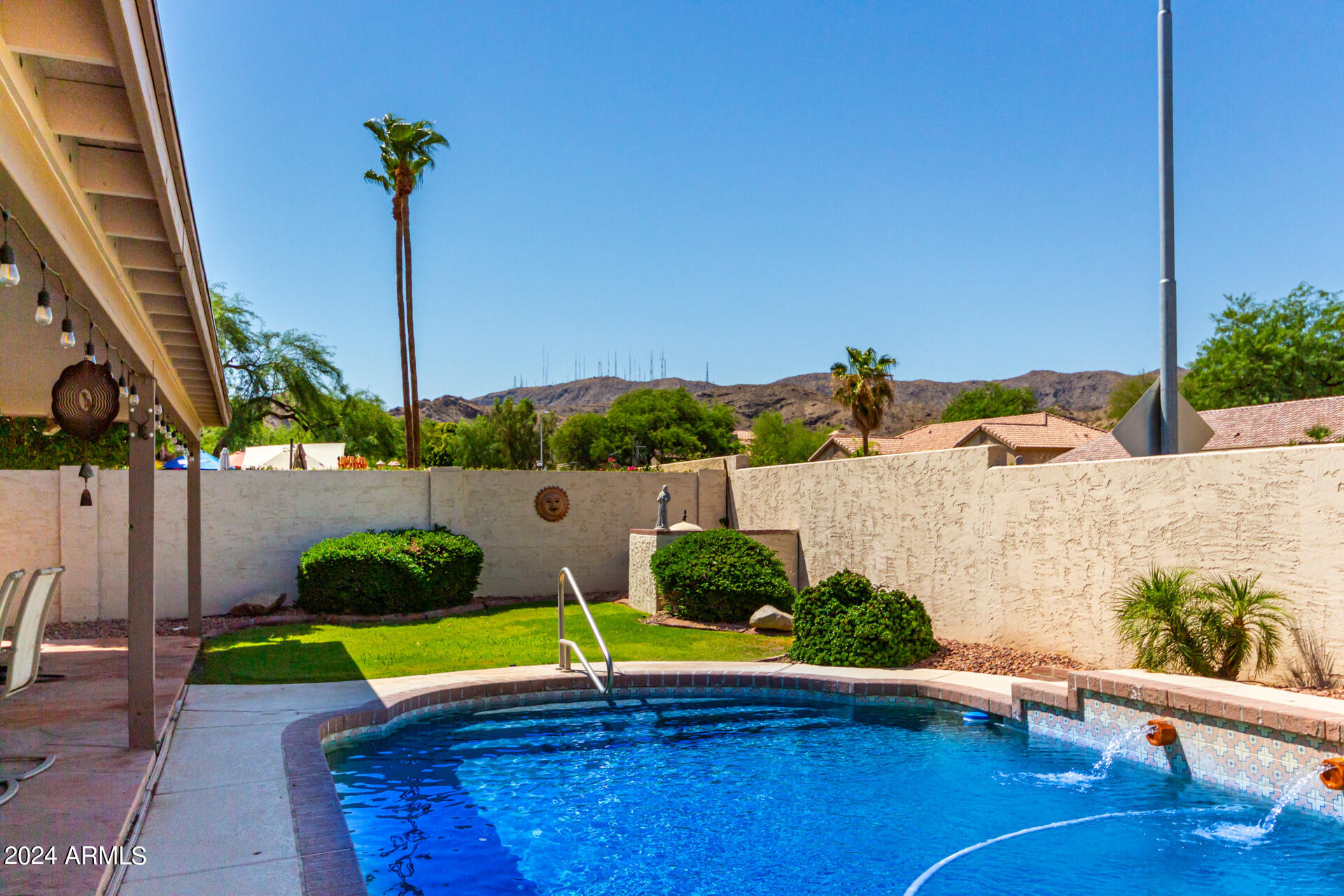 2430 E CATHEDRAL ROCK Drive