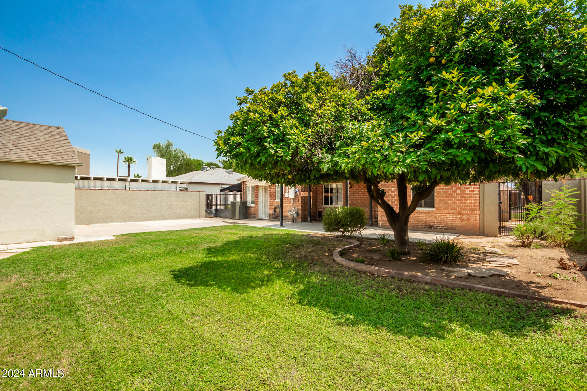 342 W CAMBRIDGE Avenue