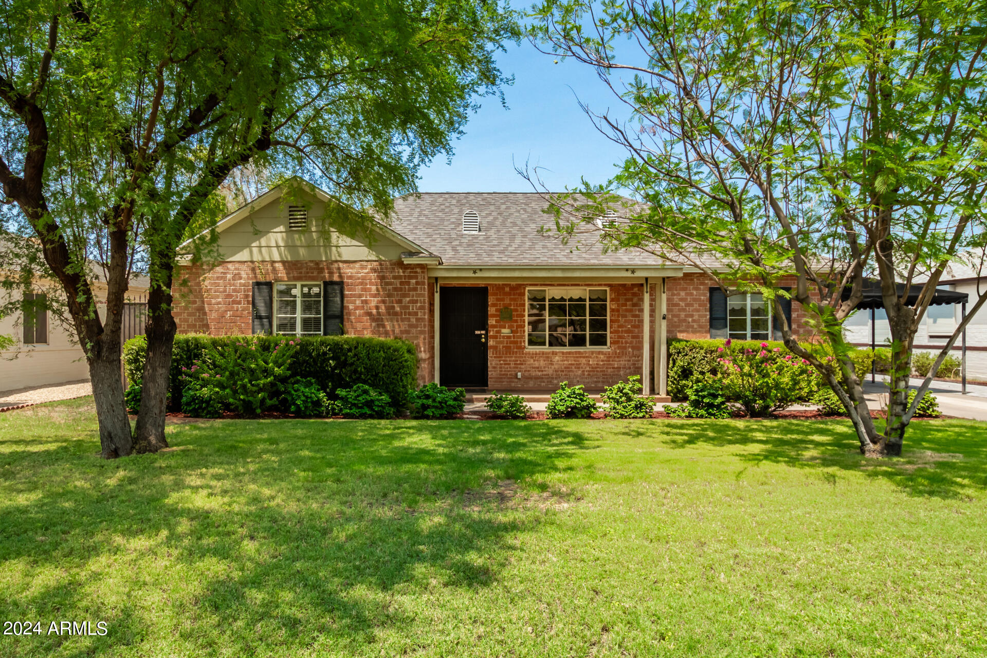 342 W CAMBRIDGE Avenue