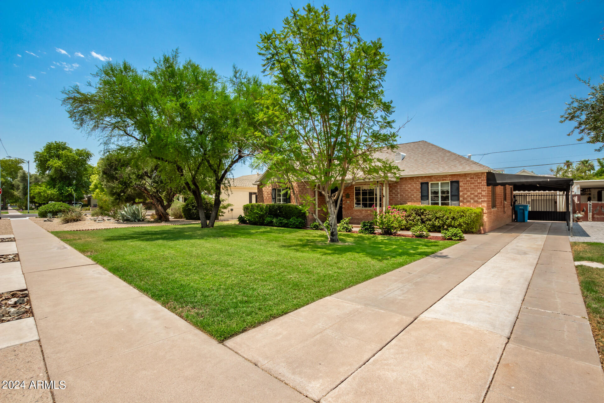 342 W CAMBRIDGE Avenue