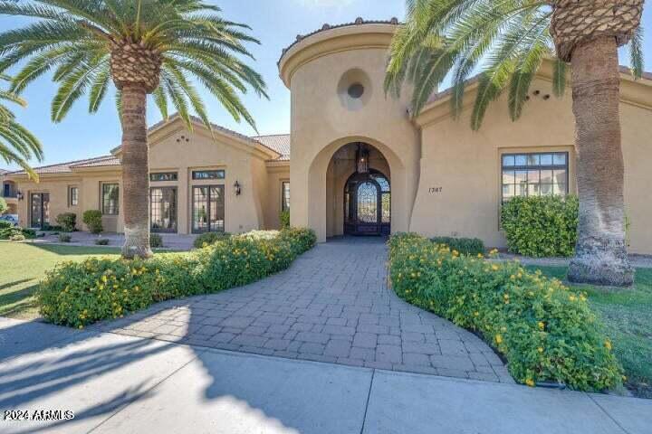 1367 S COUNTRY CLUB Drive # 1118