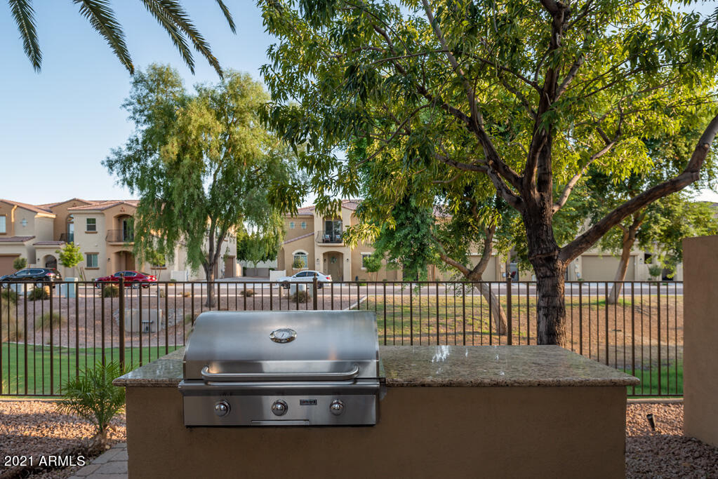 1367 S COUNTRY CLUB Drive # 1118