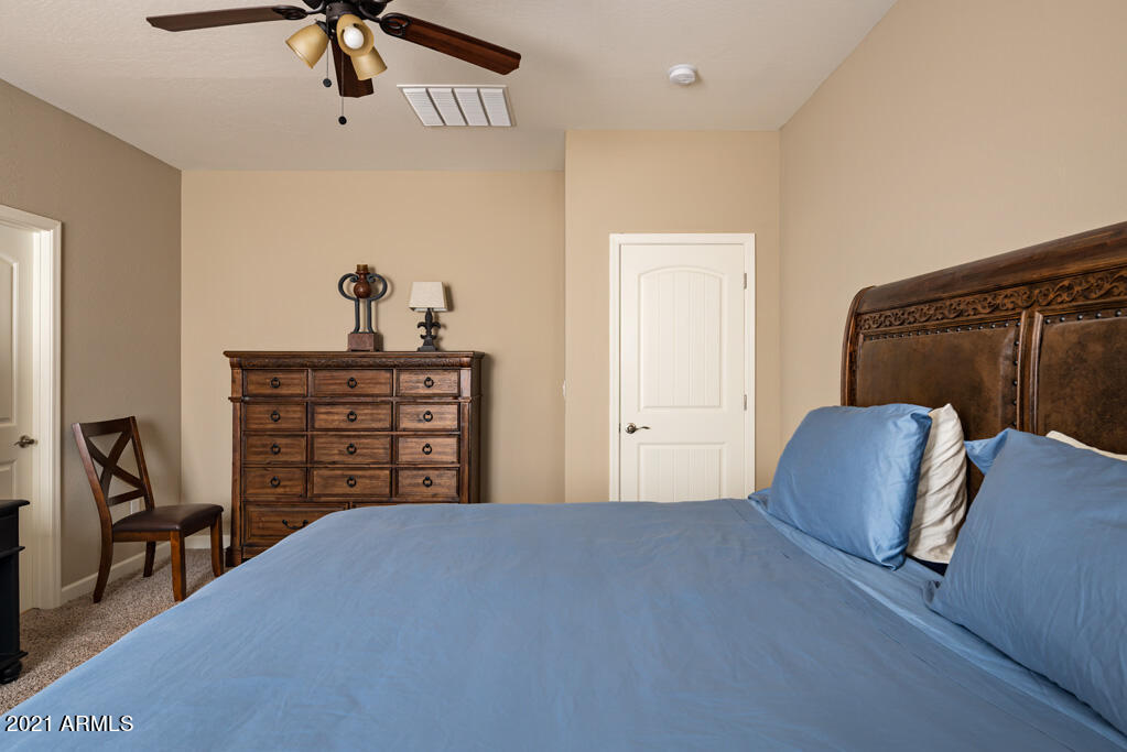 1367 S COUNTRY CLUB Drive # 1118