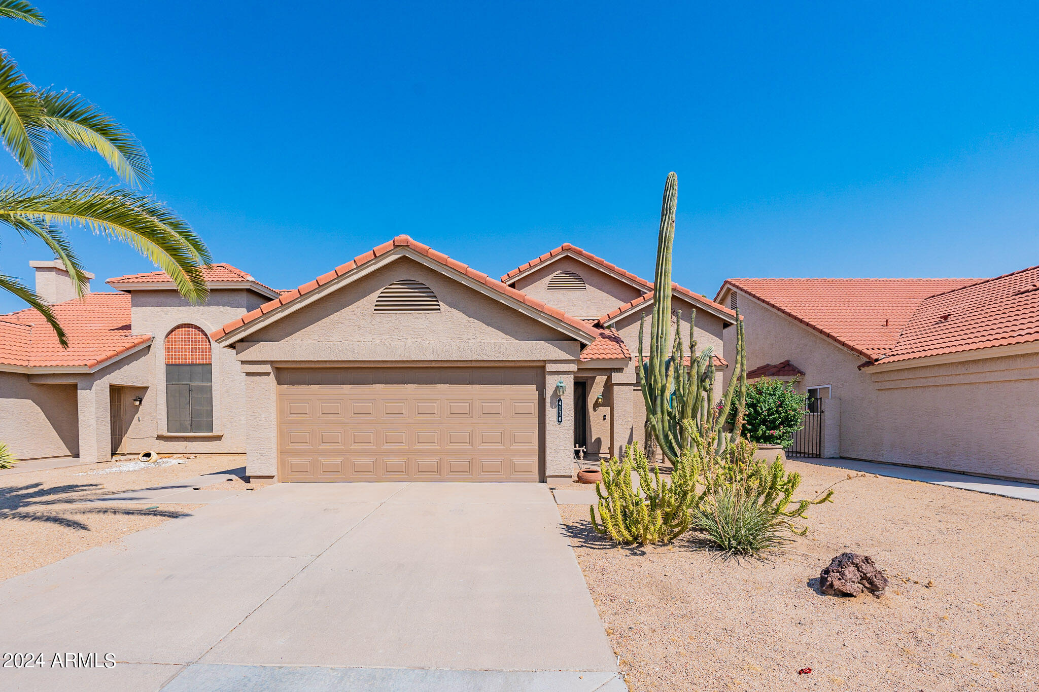 4176 E CHOLLA CANYON Drive