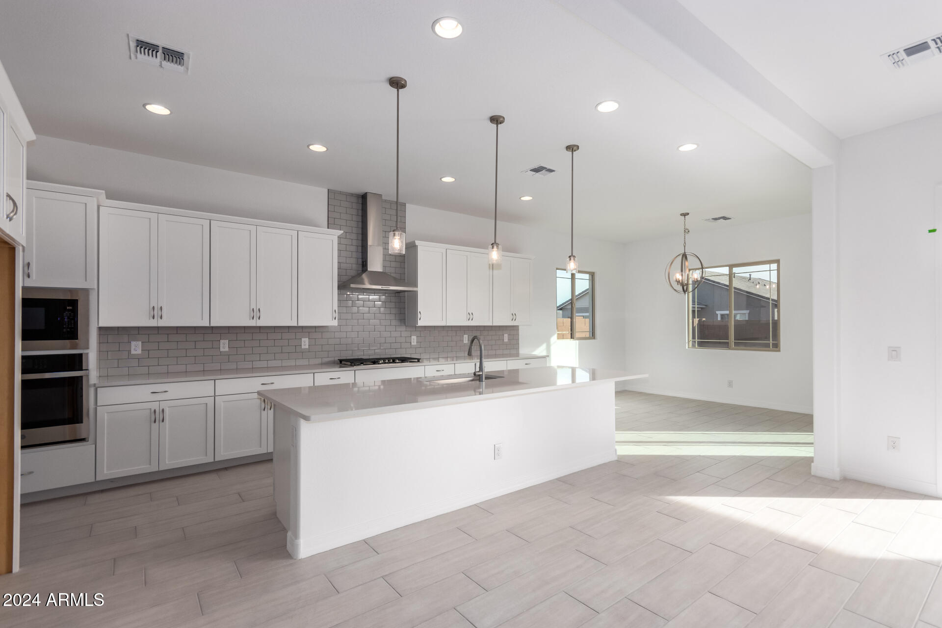 21881 E SADDLE Court