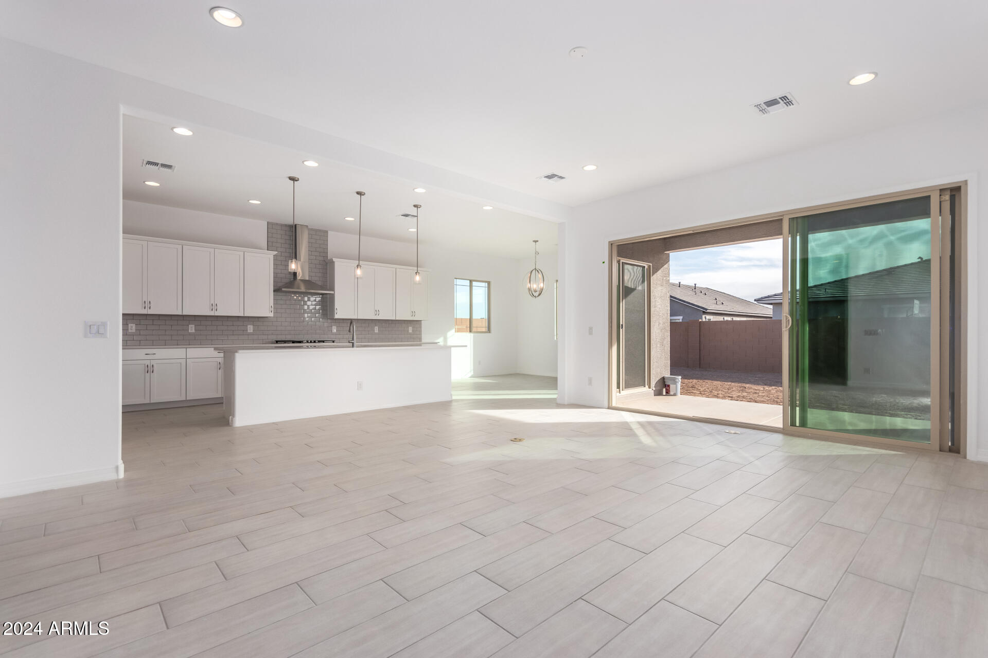 21881 E SADDLE Court