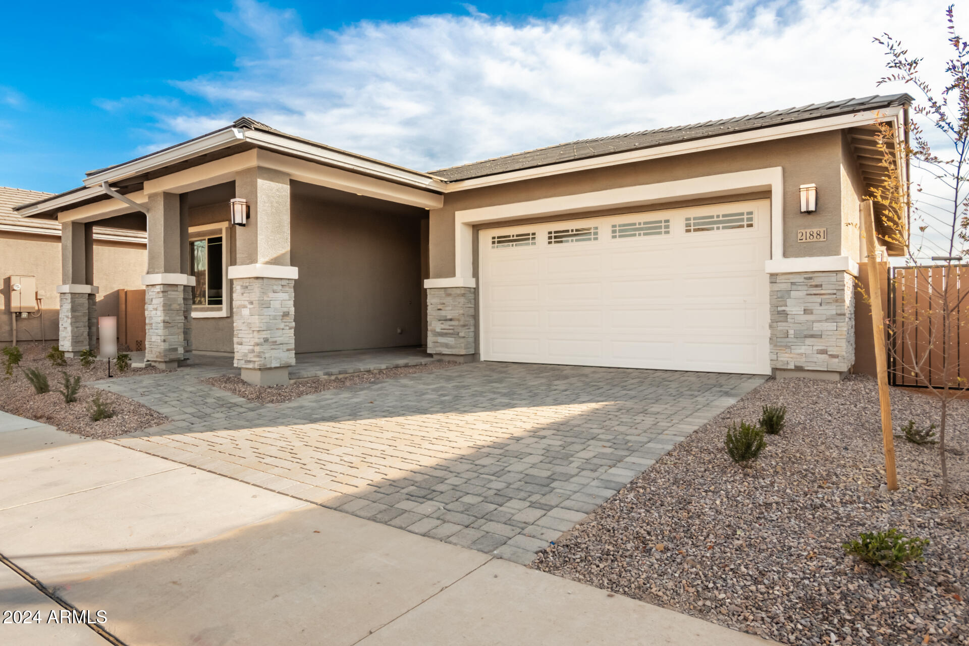 21881 E SADDLE Court