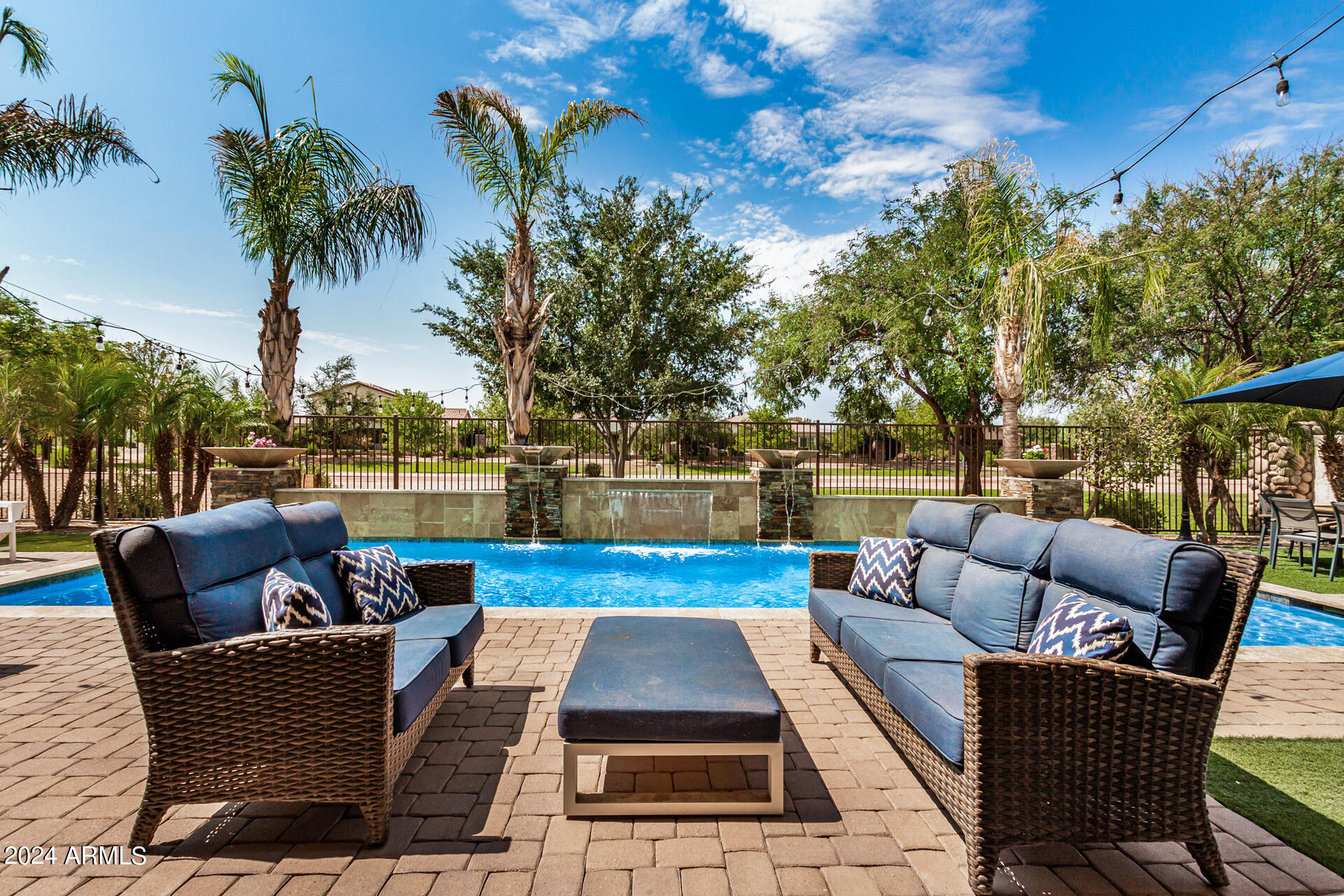 3781 E TONTO Place