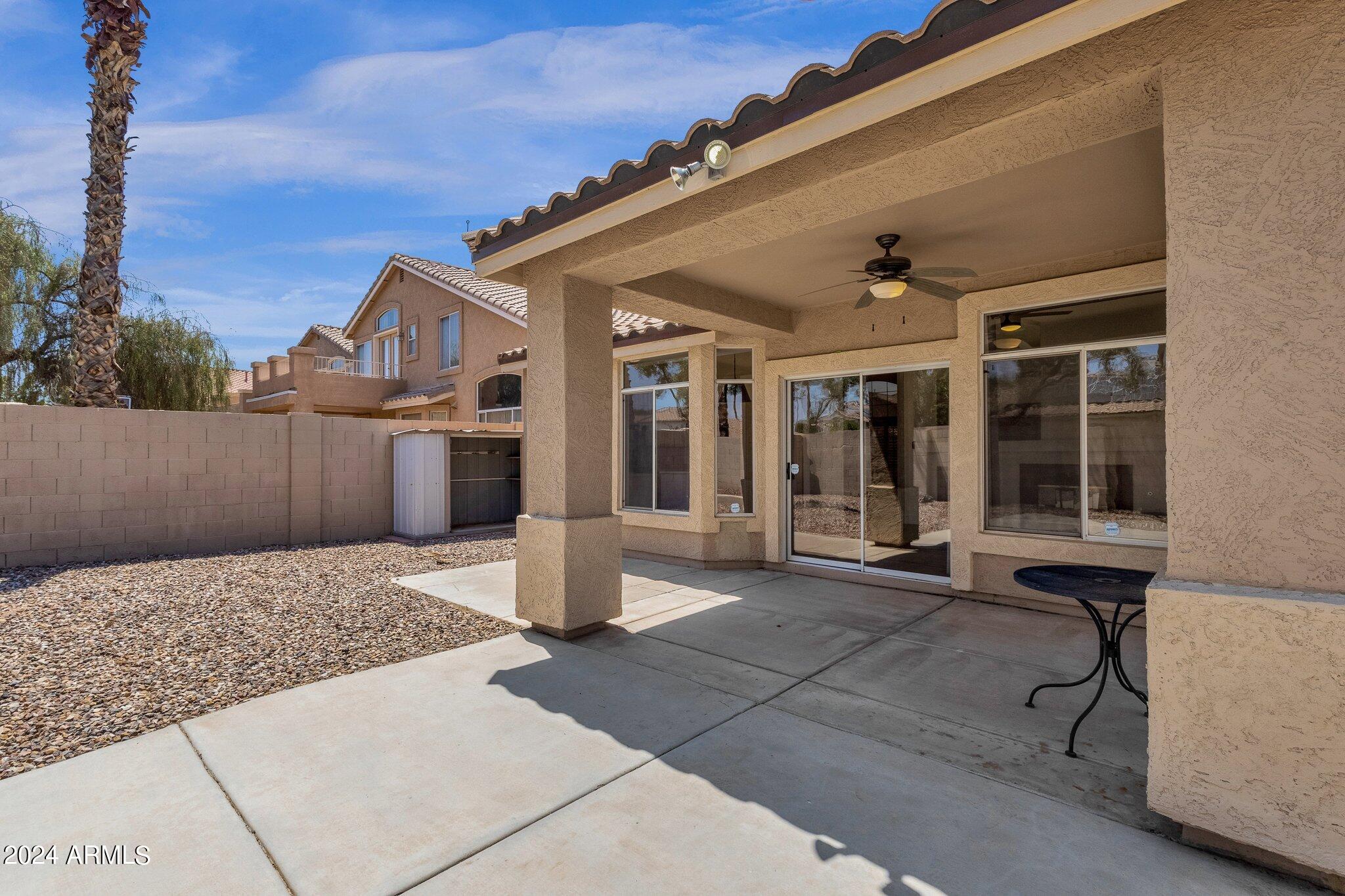 2610 W SHANNON Court