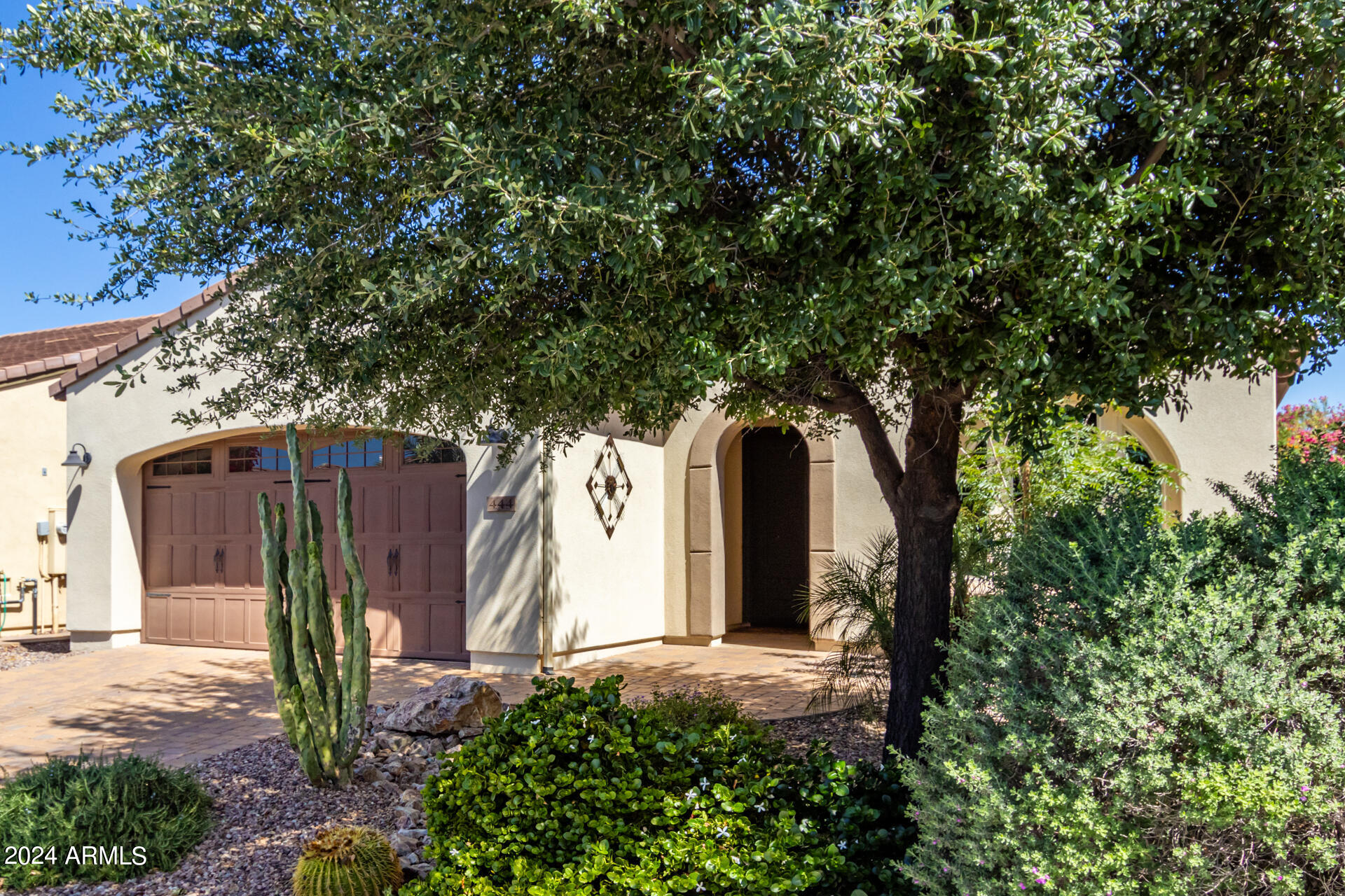 444 E VESPER Trail