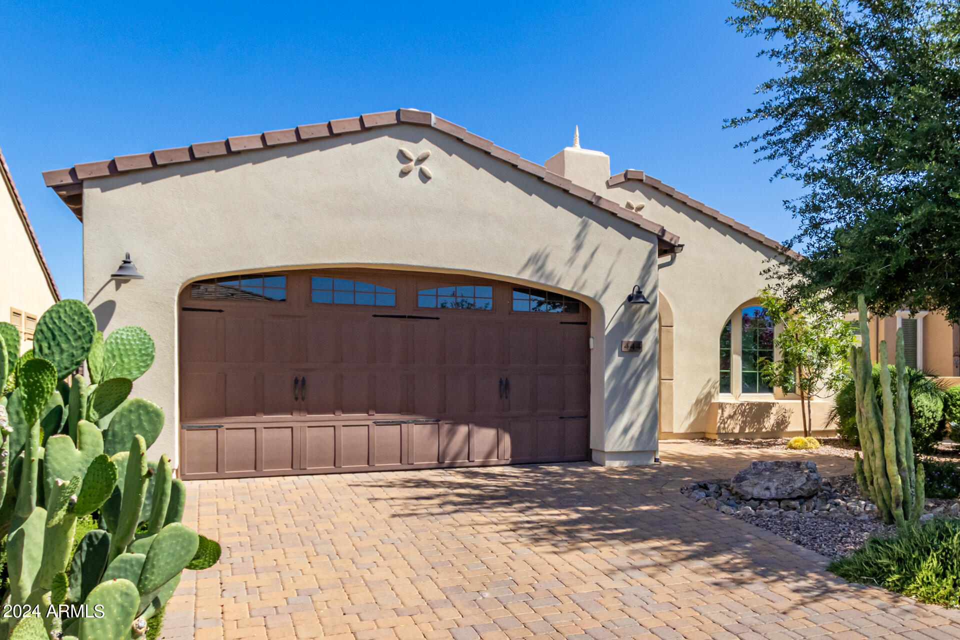 444 E VESPER Trail