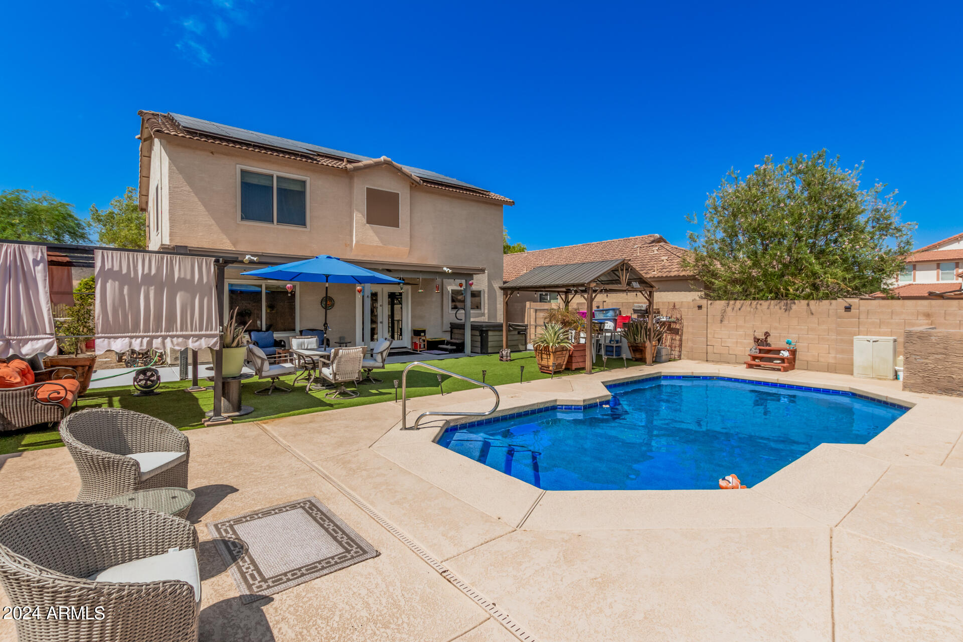 24233 W HADLEY Street