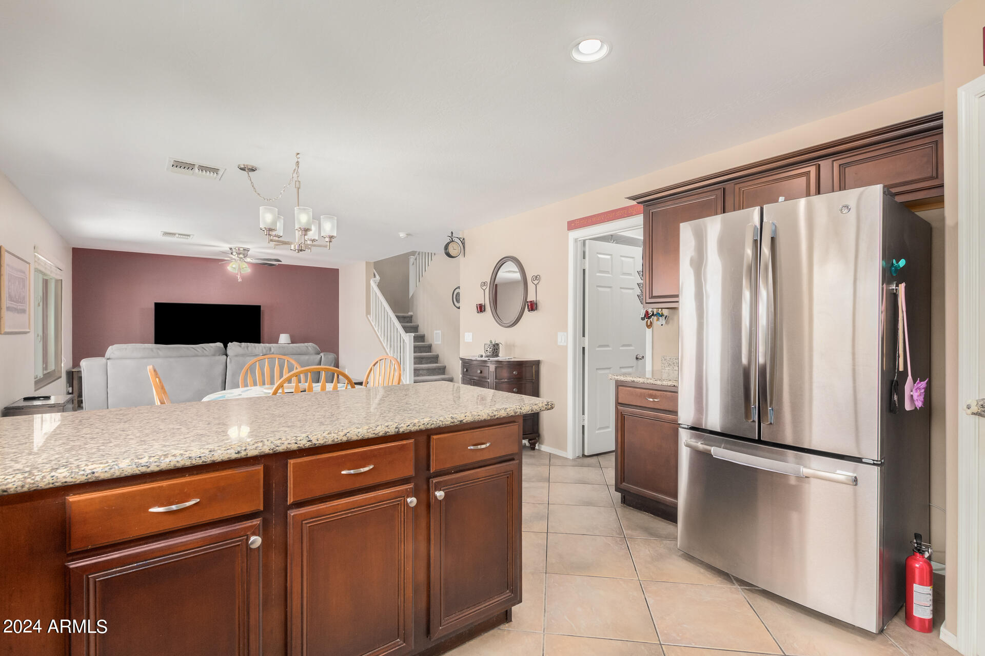 24233 W HADLEY Street