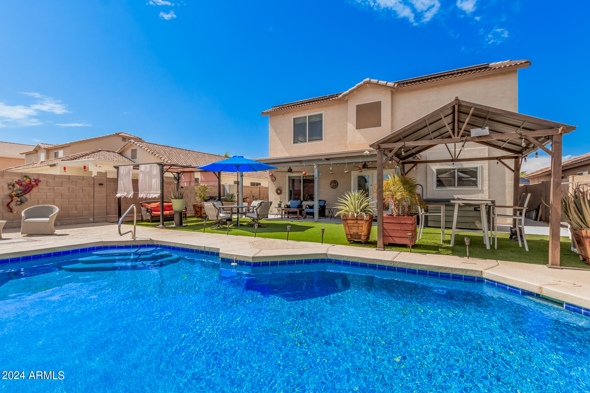 24233 W HADLEY Street