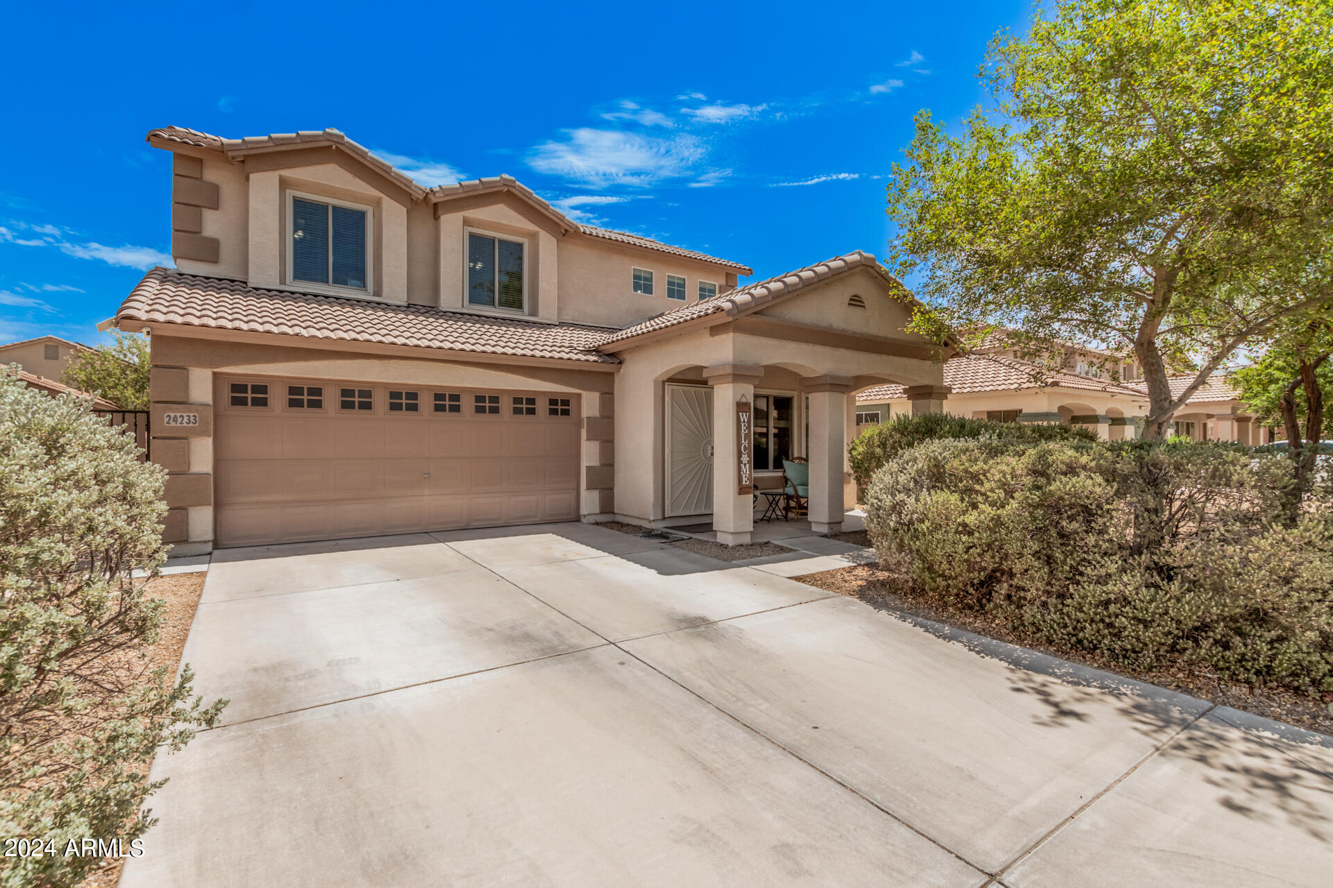 24233 W HADLEY Street