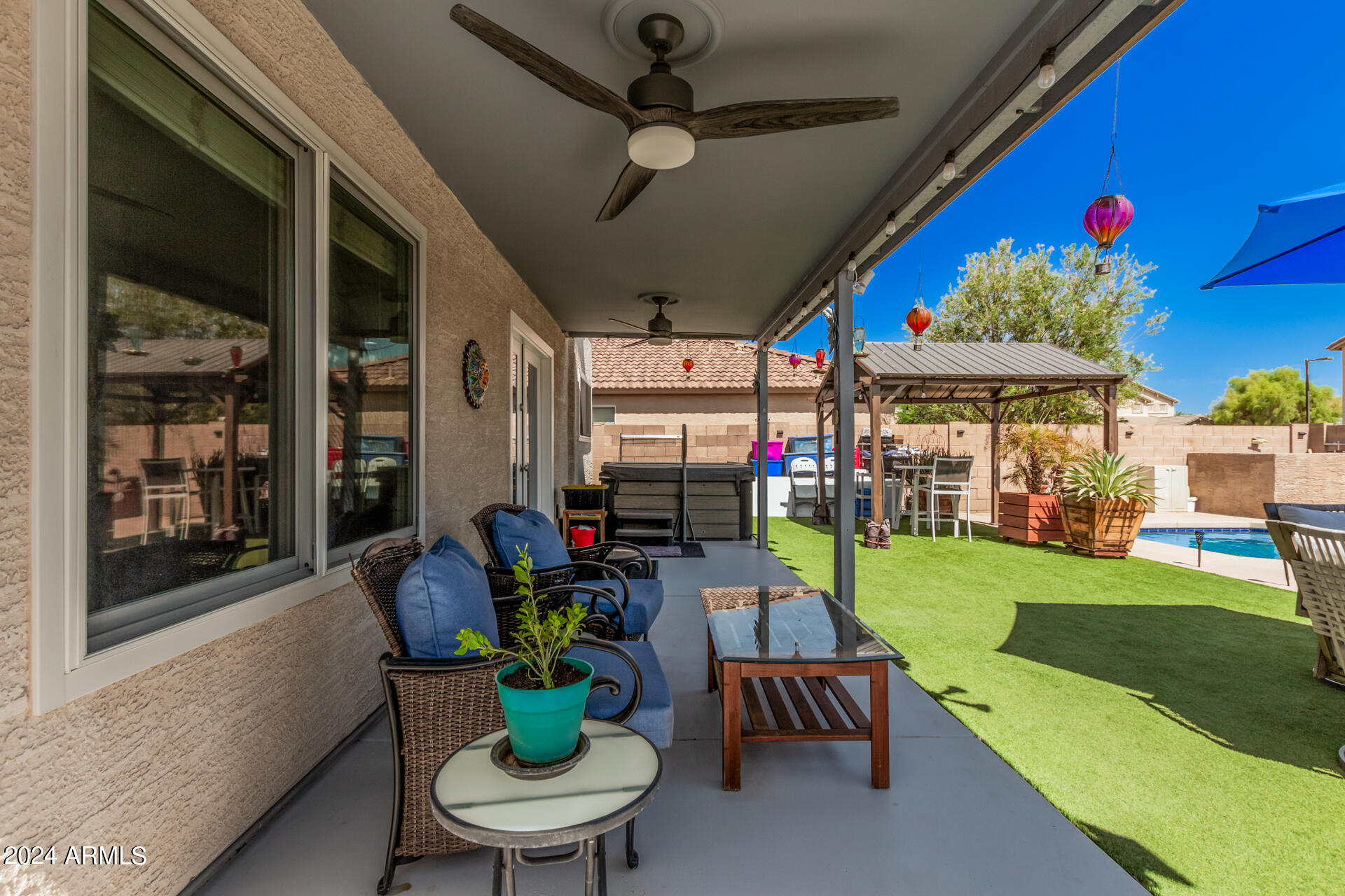 24233 W HADLEY Street