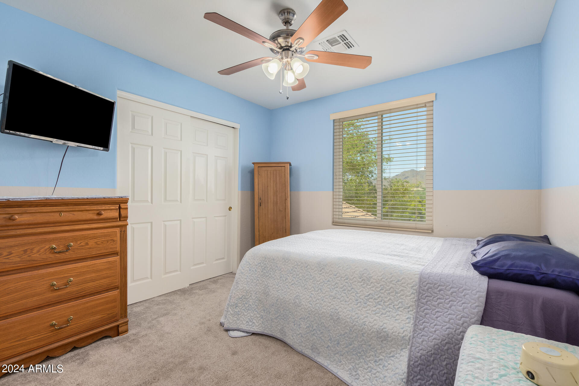 24233 W HADLEY Street