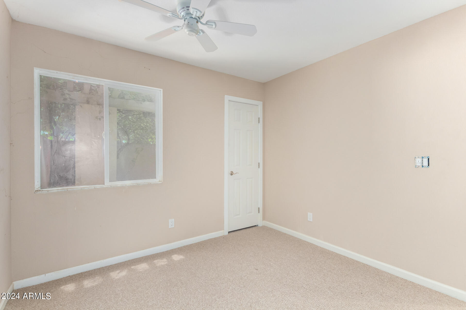 1440 W JEROME Avenue