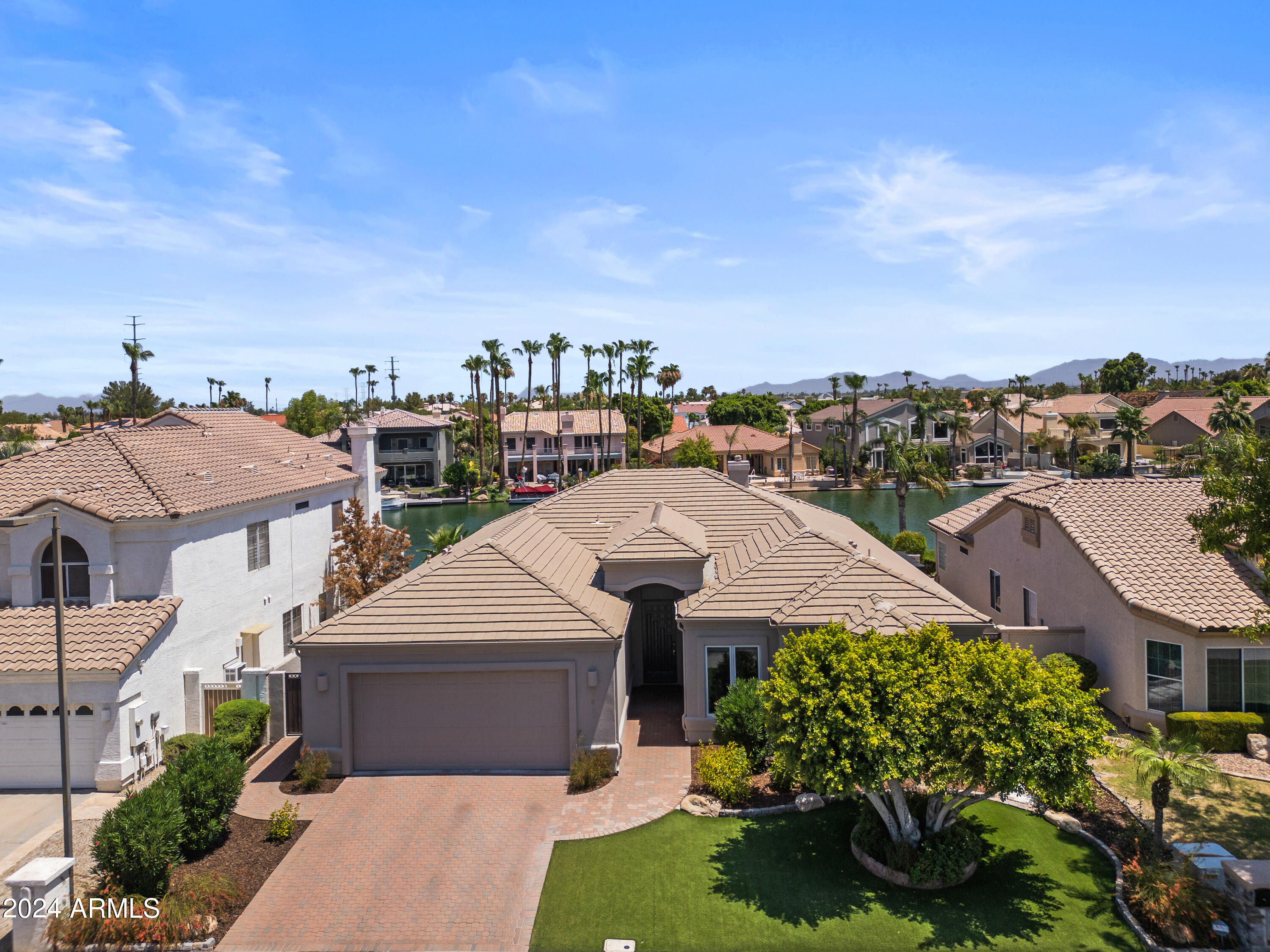 2028 E Gondola Lane