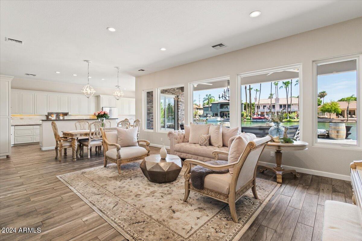 2028 E Gondola Lane