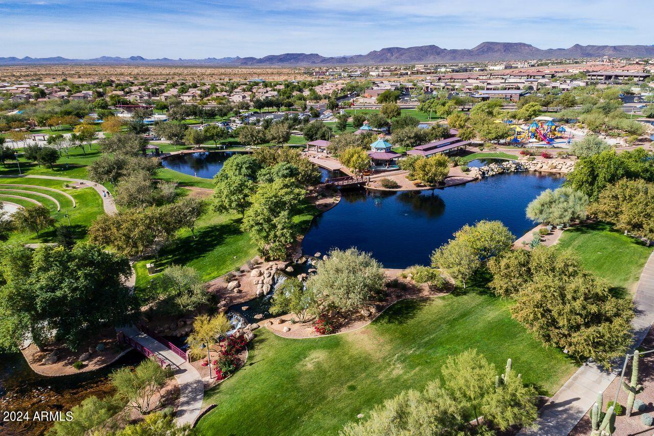 3337 W LINKS Drive