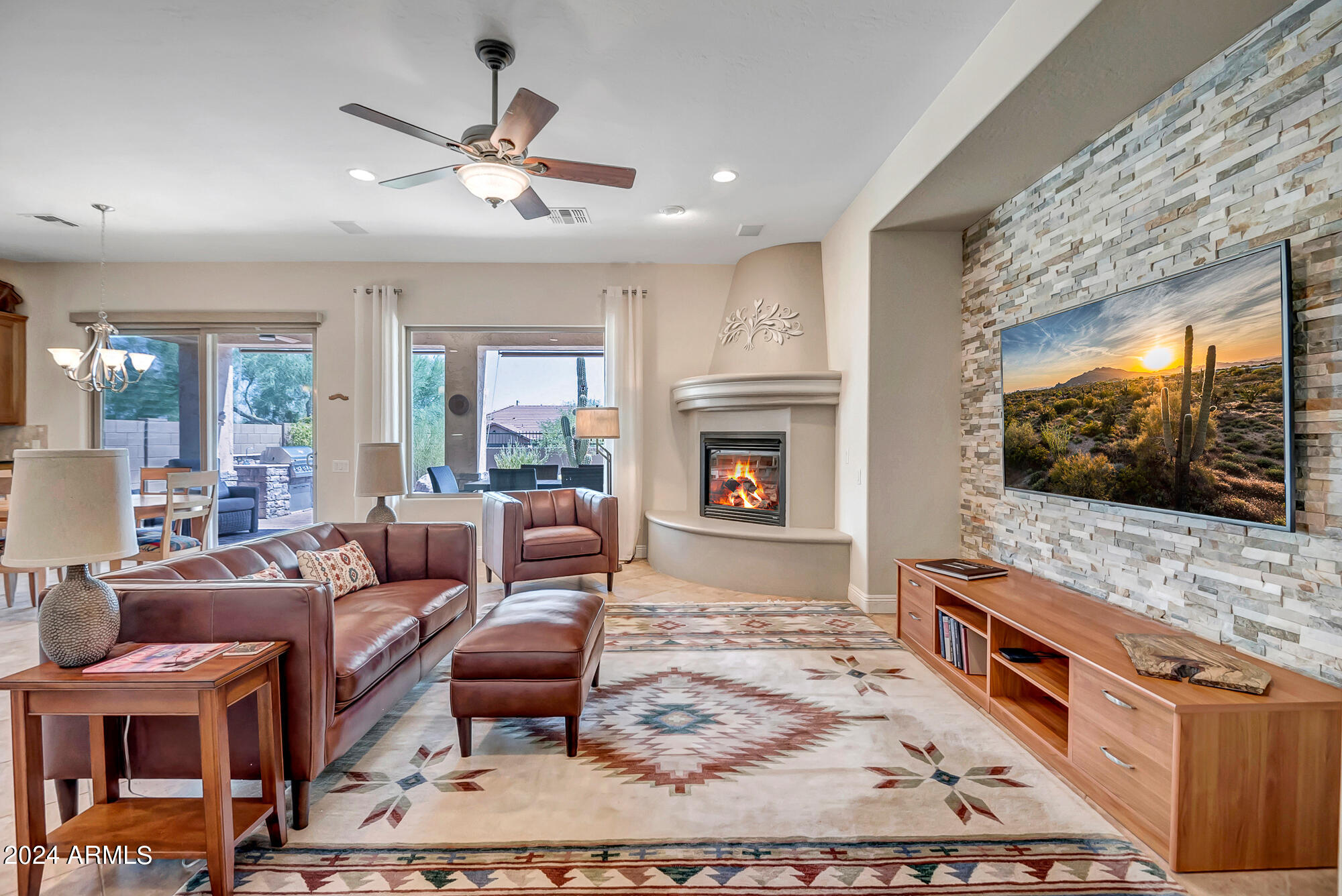3337 W LINKS Drive