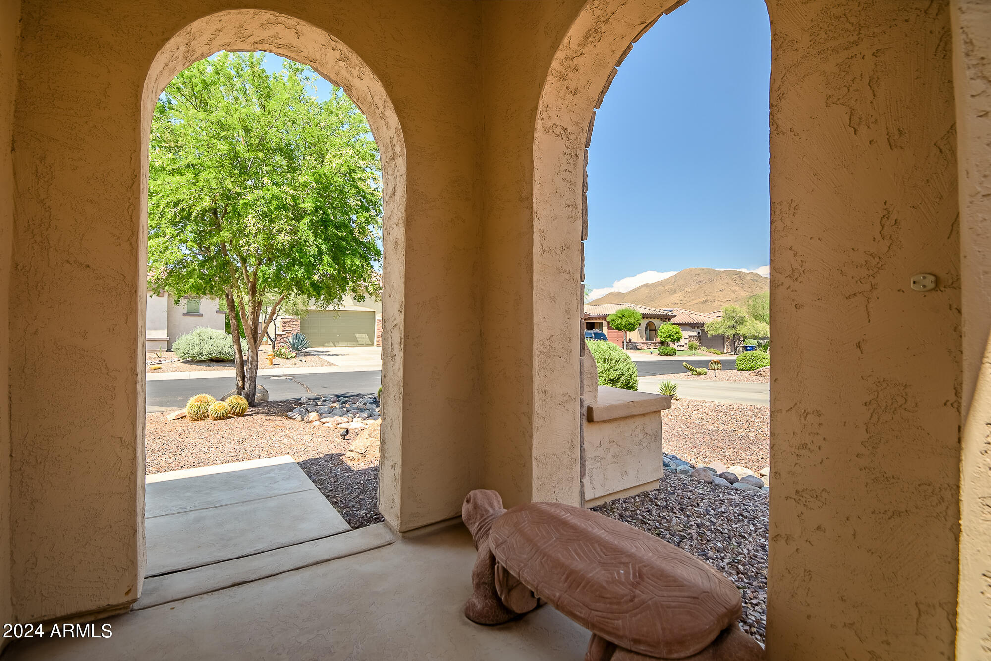 3337 W LINKS Drive