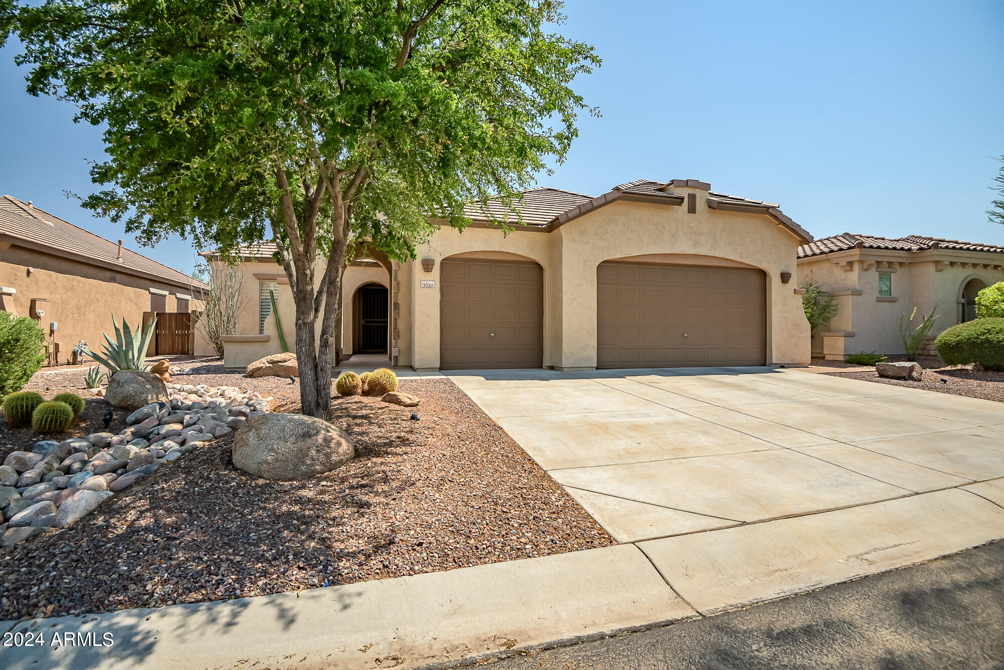 3337 W LINKS Drive