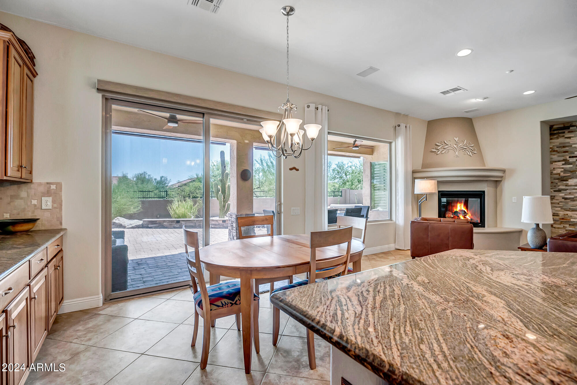 3337 W LINKS Drive