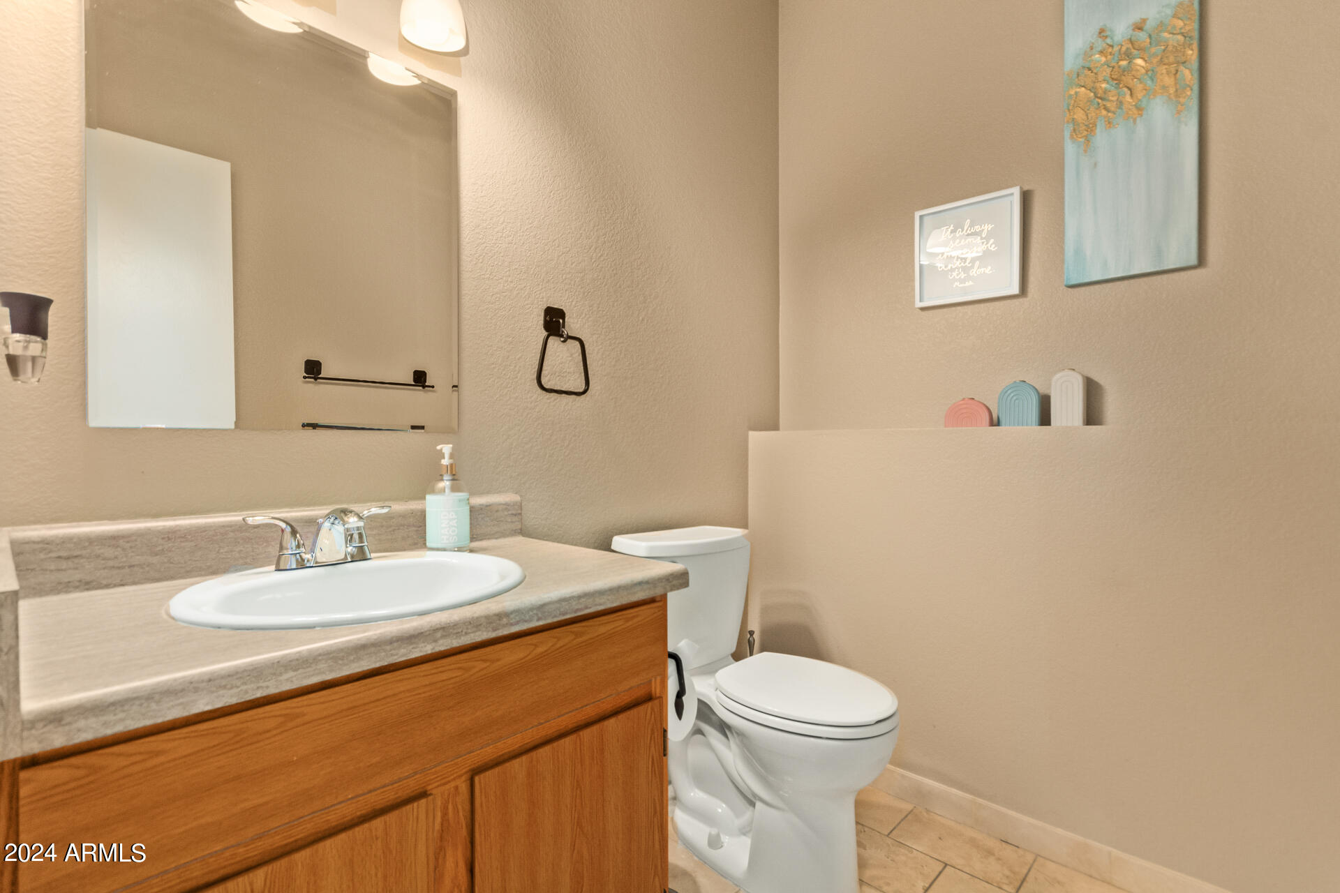 280 S ELIZABETH Way, 26