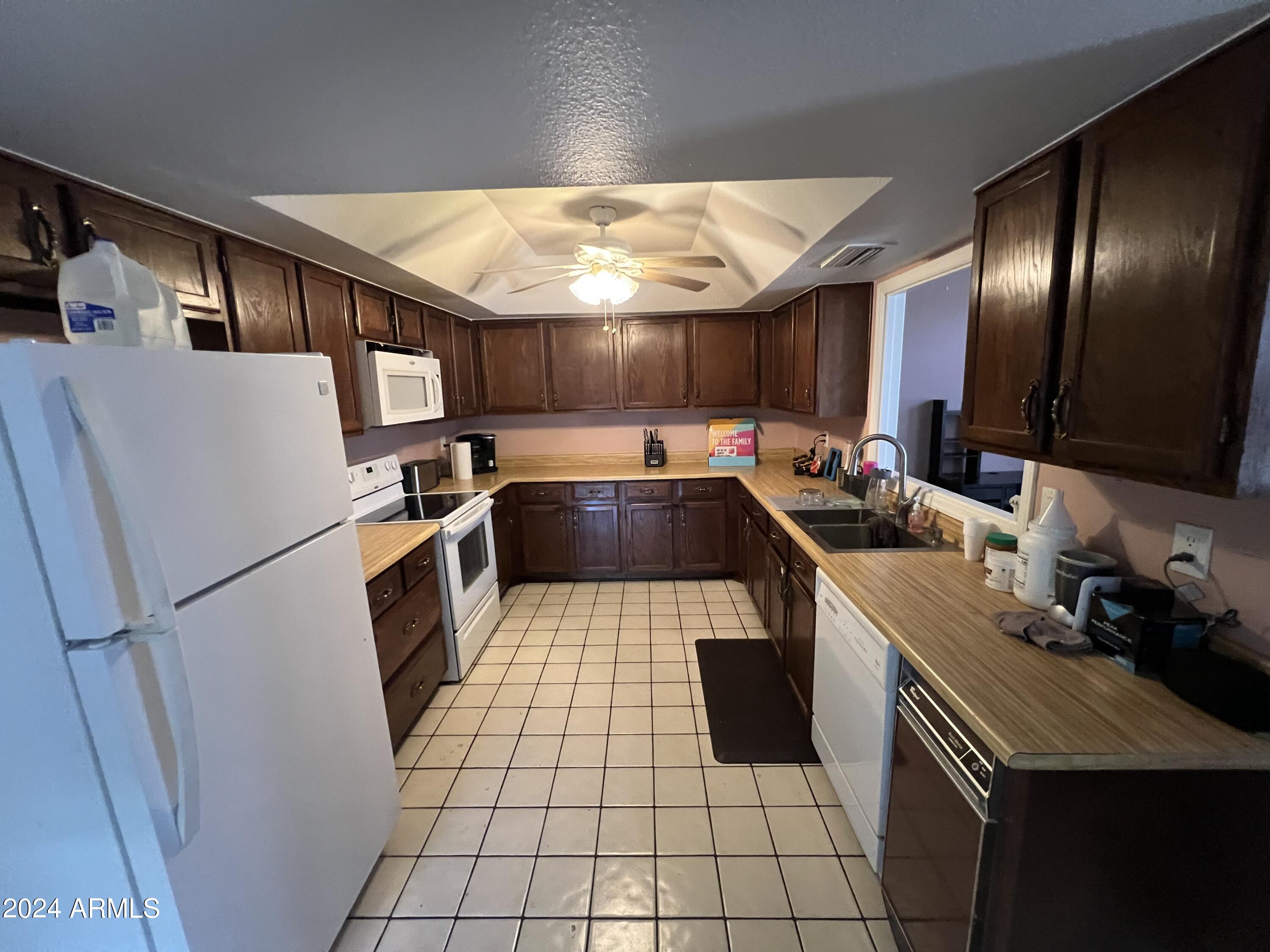 7409 E PLEASANT Run