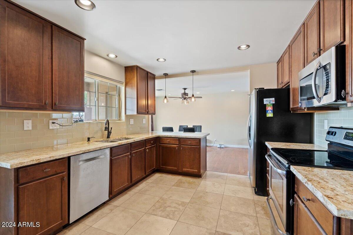 2310 N 81ST Place