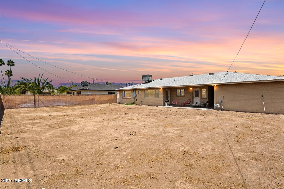 2310 N 81ST Place