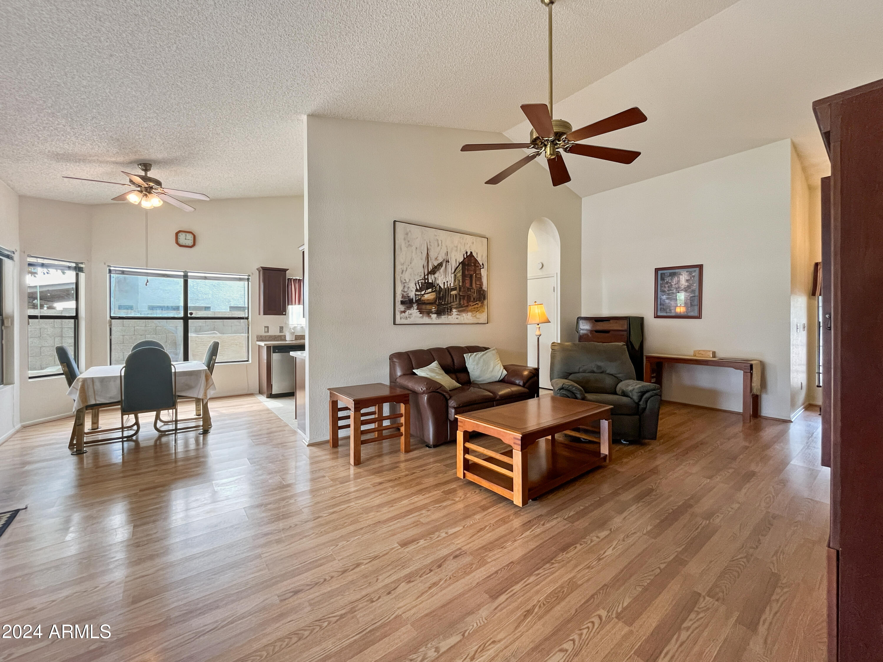 1443 E WICKIEUP Lane