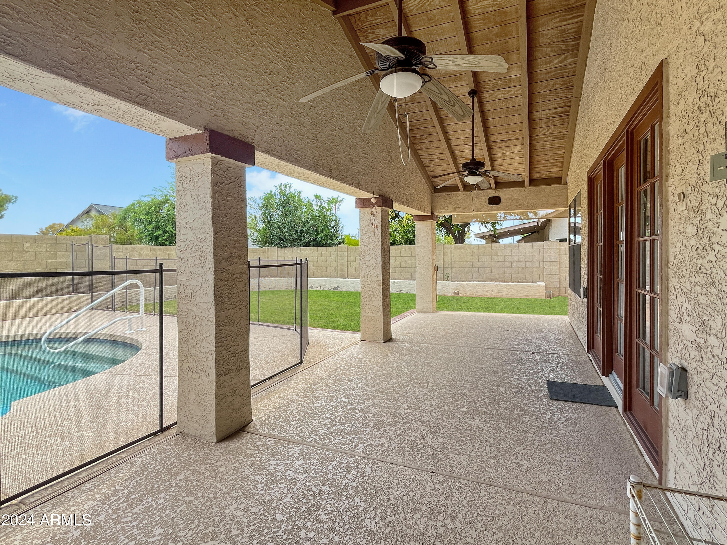 1443 E WICKIEUP Lane