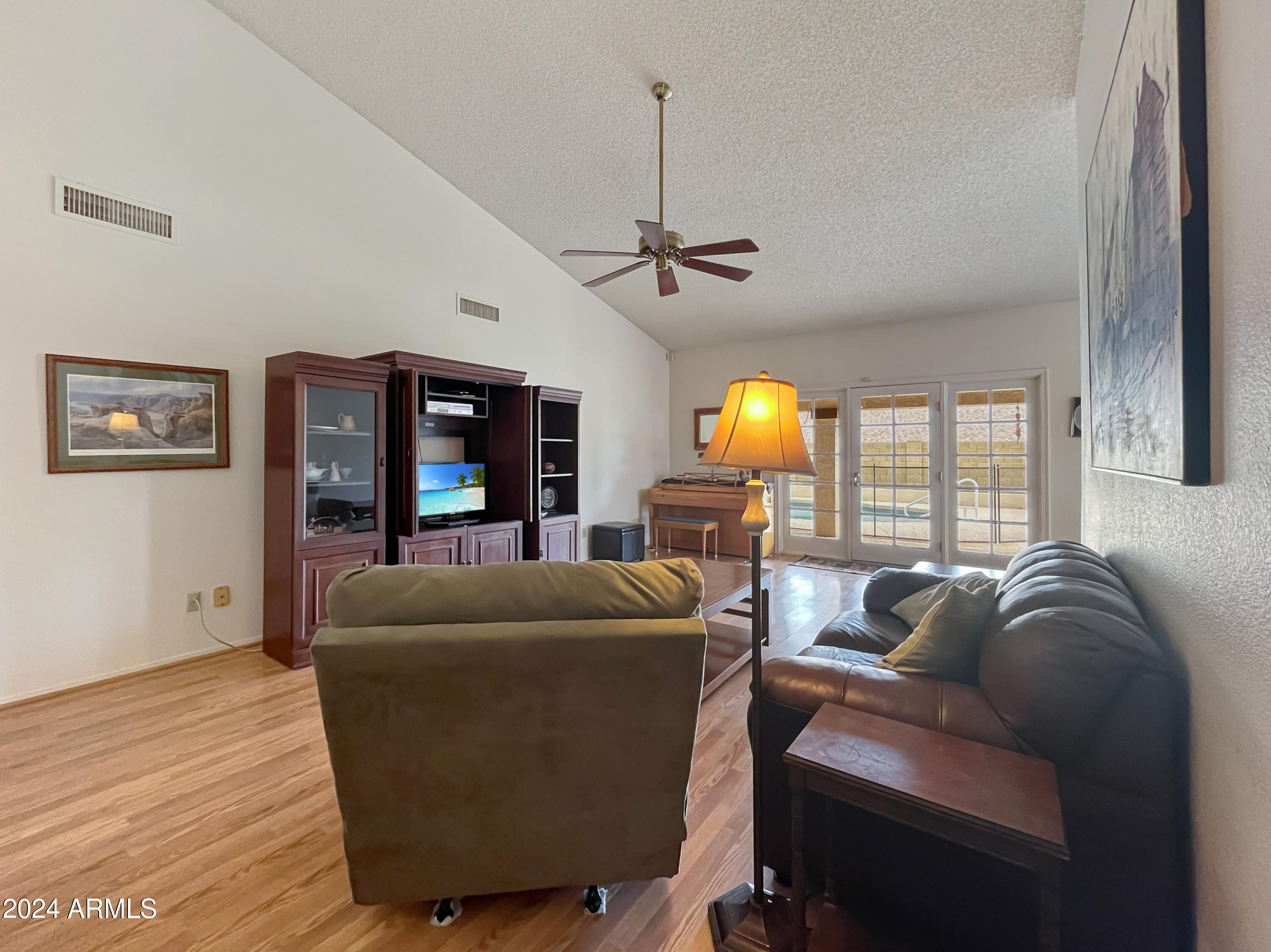 1443 E WICKIEUP Lane